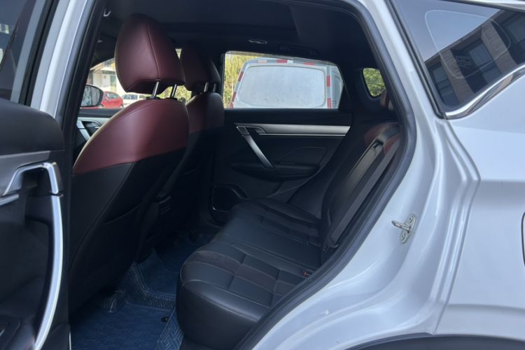 Used Geely Auto Coolray New Energy 2022 1.5T ePro 85KM Glory Edition Interior 6