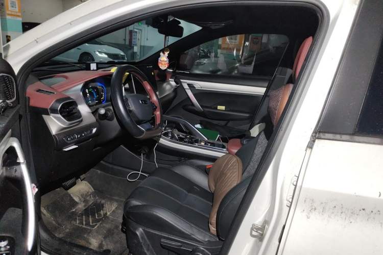 Used Geely Auto Coolray New Energy 2022 1.5T ePro 85KM Starry Edition Left Front Seat