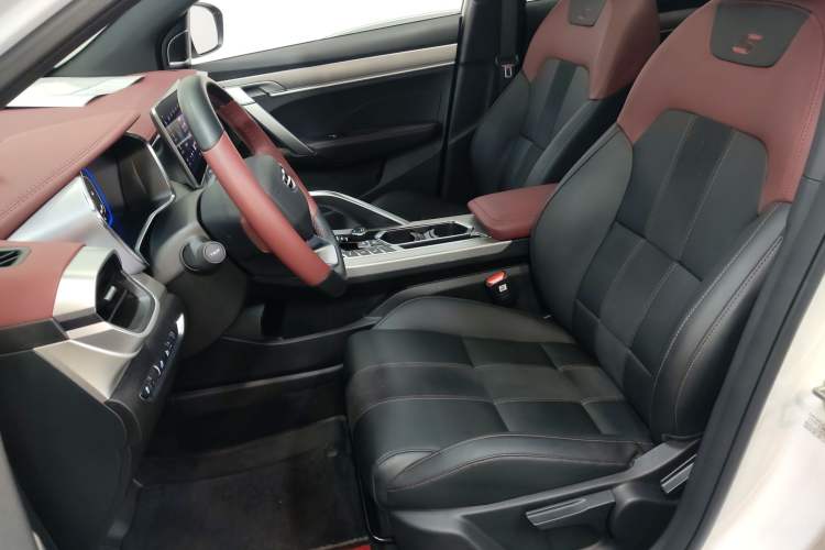 Used Geely Auto Coolray New Energy 2022 1.5T ePro 85KM Starry Edition Left Front Seat