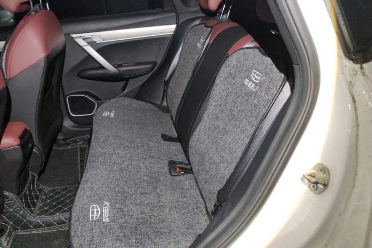 Used Geely Auto Coolray New Energy 2022 1.5T ePro 85KM Starry Edition Left Rear Seat