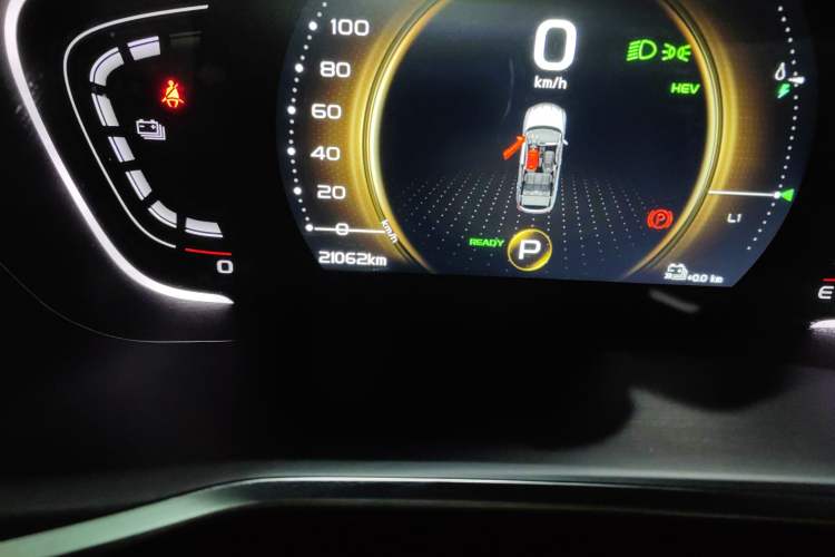 Used Geely Auto Coolray New Energy 2022 1.5T ePro 85KM Starry Edition Odometer Close Up
