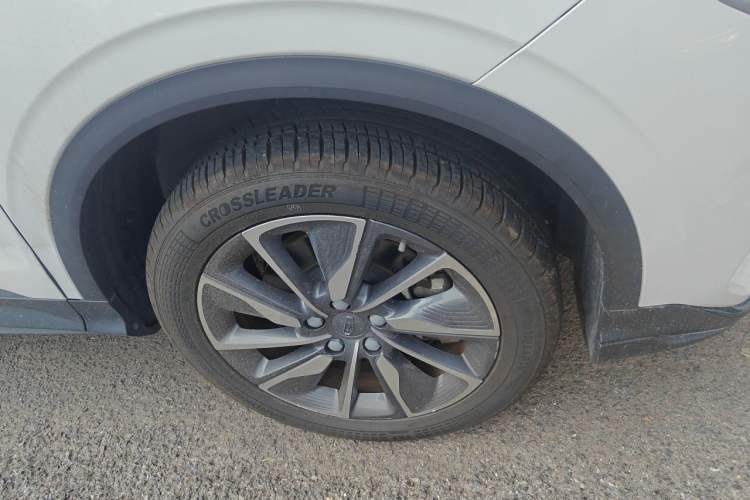 Used Geely Auto Coolray New Energy 2022 1.5T ePro 85KM Starry Edition Right Front Wheel Hub