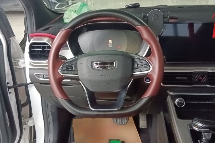 Used Geely Auto Coolray New Energy 2022 1.5T ePro 85KM Starry Edition Steering Wheel