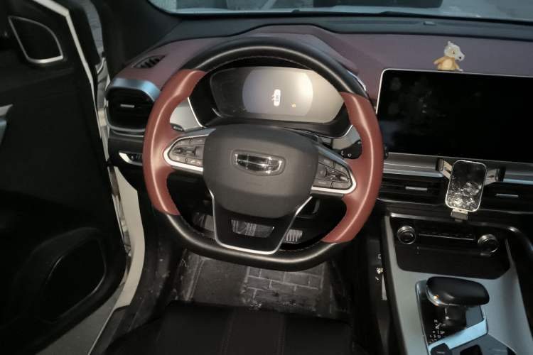 Used Geely Auto Coolray New Energy 2022 1.5T ePro 85KM Glory Edition Steering Wheel