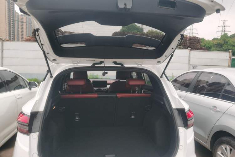 Used Geely Auto Coolray New Energy 2022 1.5T ePro 85KM Starry Edition Trunk