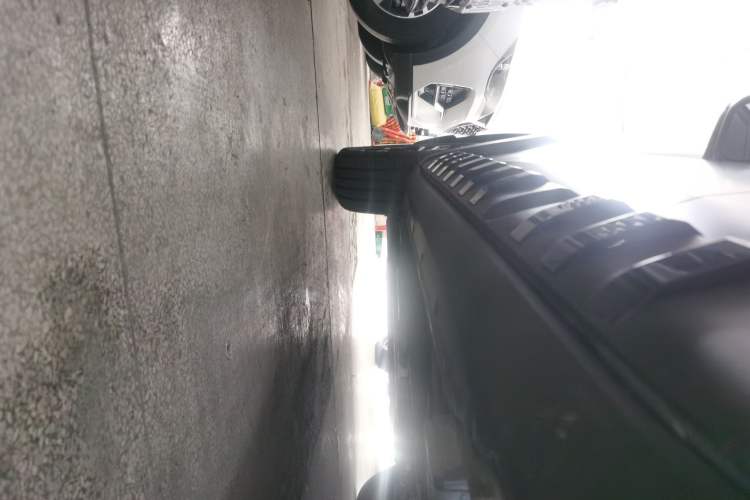 Used Geely Auto Cowboy 2025 1.5TD Fun-Offroad Version Left Side Sill