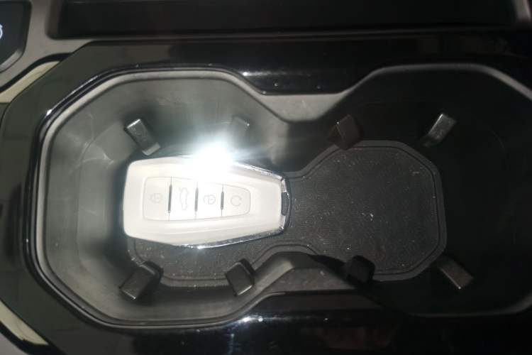 Used Geely Auto Cowboy 2025 1.5TD Fun-Offroad Version Vehicle Key