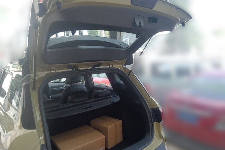 Used Geely Auto Cowboy 2025 1.5TD Fun-Offroad Version Trunk