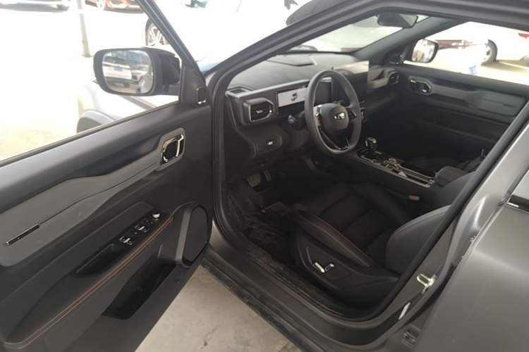 Used Geely Auto Cowboy 2025 1.5TD Fun-Offroad Version Driver Seat