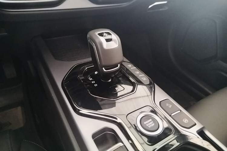 Used Geely Auto Cowboy 2025 1.5TD Fun-Offroad Version Gear Lever