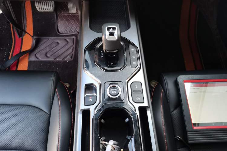 Used Geely Auto Cowboy 2025 1.5TD Trendy Play Edition Gear Lever