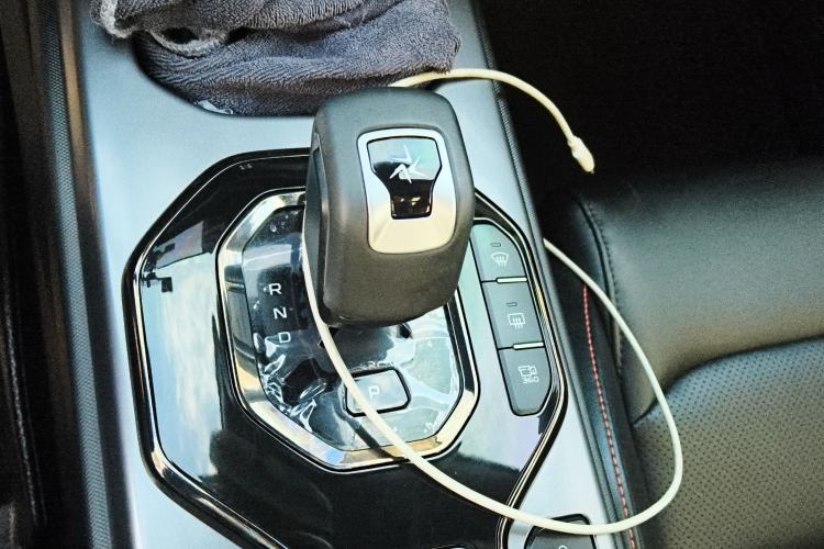 Used Geely Auto Cowboy 2025 1.5TD Fun-Offroad Version Gear Lever