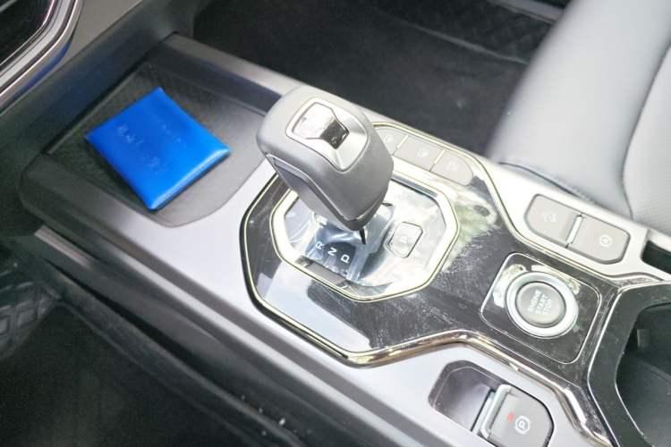 Used Geely Auto Cowboy 2025 1.5TD Fun-Offroad Version Gear Lever