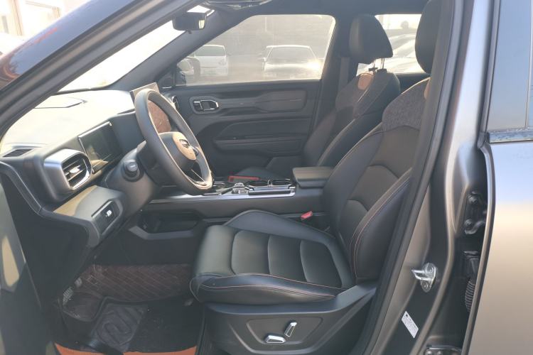 Used Geely Auto Cowboy 2025 1.5TD Trendy Play Edition Left Front Seat