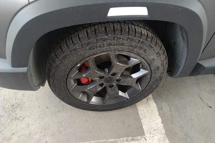 Used Geely Auto Cowboy 2025 1.5TD Fun-Offroad Version Left Front Wheel Hub