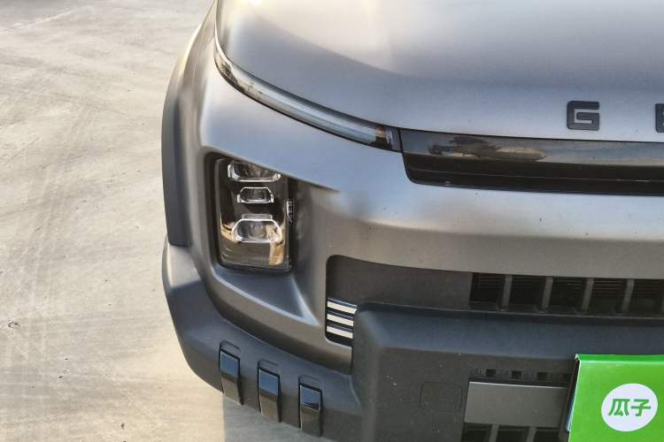 Used Geely Auto Cowboy 2025 1.5TD Fun-Offroad Version Right Front Headlight