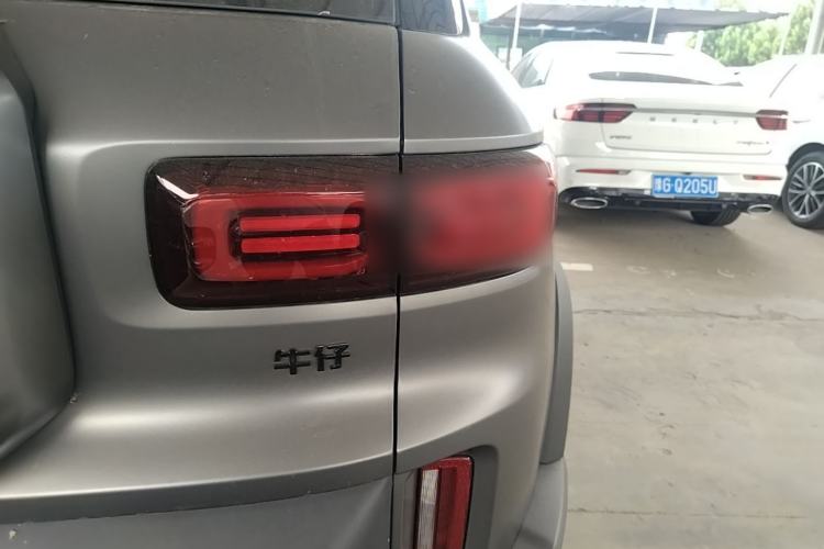 Used Geely Auto Cowboy 2025 1.5TD Fun-Offroad Version Right Rear Taillight