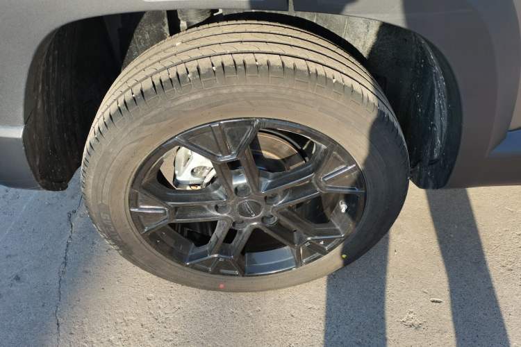Used Geely Auto Cowboy 2025 1.5TD Trendy Play Edition Right Rear Wheel Hub