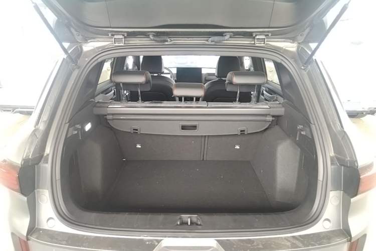 Used Geely Auto Cowboy 2025 1.5TD Fun-Offroad Version Trunk