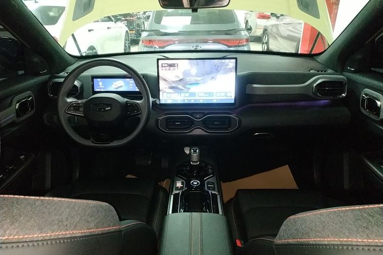 Used Geely Auto Cowboy 2025 1.5TD Fun-Offroad Version Center Console