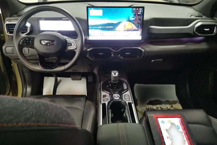 Used Geely Auto Cowboy 2025 1.5TD Fun-Offroad Version Center Console
