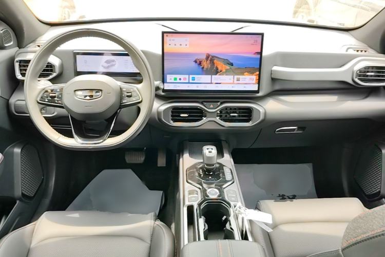 Used Geely Auto Cowboy 2025 1.5TD Fun-Offroad Version Center Console