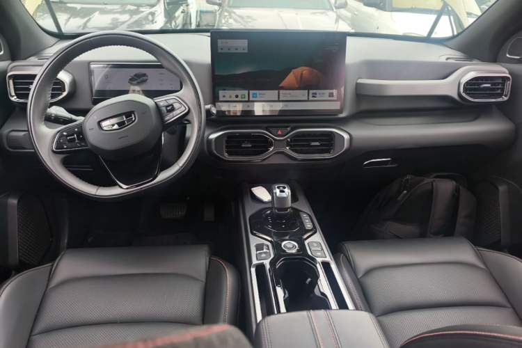 Used Geely Auto Cowboy 2025 1.5TD Fun-Offroad Version Center Console