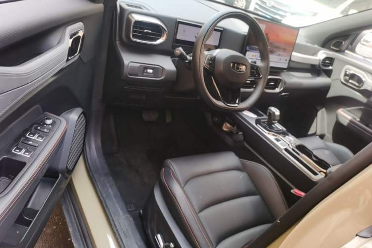 Used Geely Auto Cowboy 2025 1.5TD Fun-Offroad Version Driver Seat