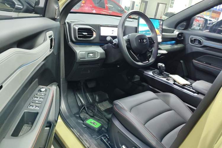 Used Geely Auto Cowboy 2025 1.5TD Fun-Offroad Version Driver Seat