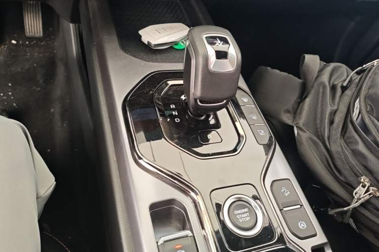 Used Geely Auto Cowboy 2025 1.5TD Fun-Offroad Version Gear Lever