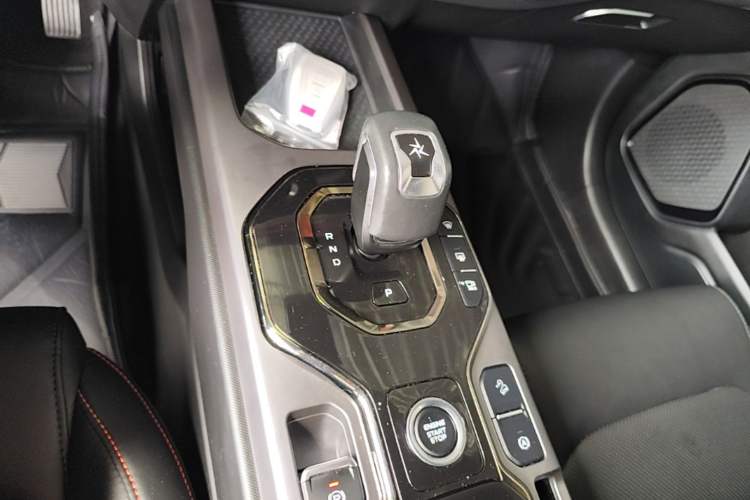 Used Geely Auto Cowboy 2025 1.5TD Fun-Offroad Version Gear Lever