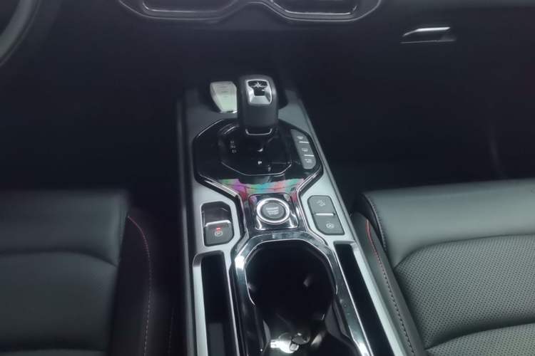 Used Geely Auto Cowboy 2025 1.5TD Fun-Offroad Version Gear Lever