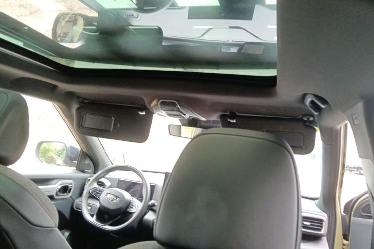 Used Geely Auto Cowboy 2025 1.5TD Fun-Offroad Version Headliner