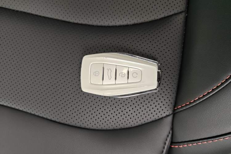 Used Geely Auto Cowboy 2025 1.5TD Fun-Offroad Version Interior 1