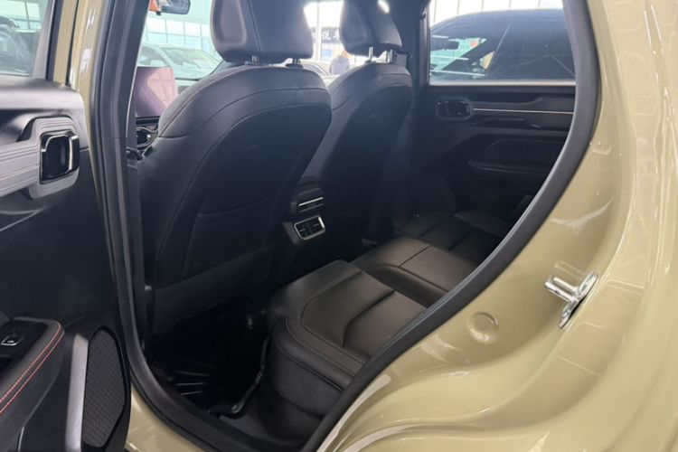 Used Geely Auto Cowboy 2025 1.5TD Fun-Offroad Version Interior 5