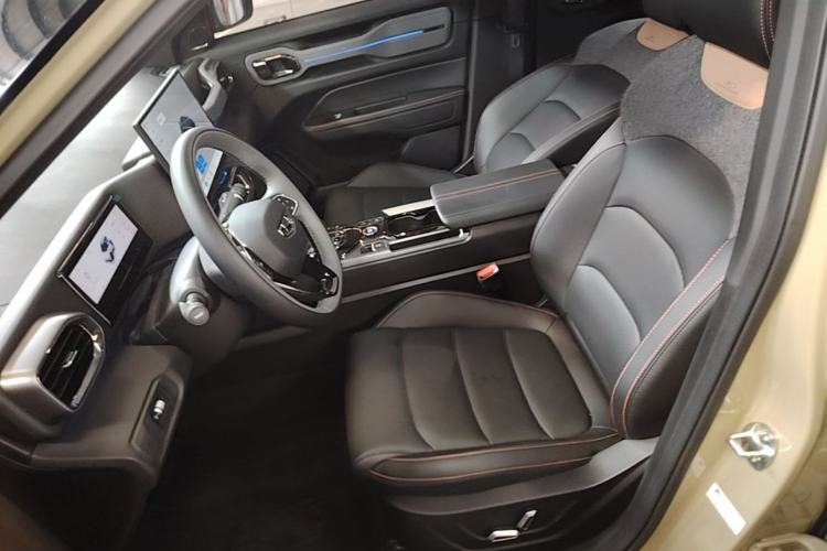 Used Geely Auto Cowboy 2025 1.5TD Fun-Offroad Version Left Front Seat