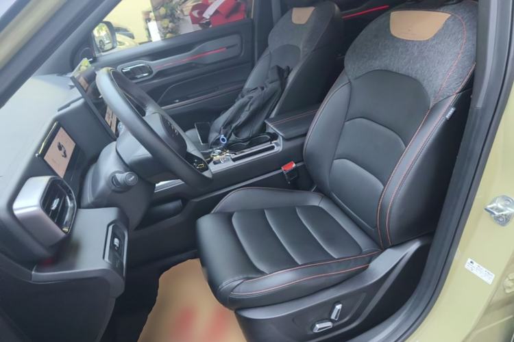 Used Geely Auto Cowboy 2025 1.5TD Fun-Offroad Version Left Front Seat