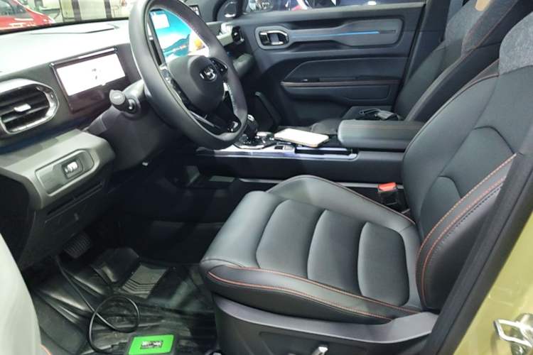 Used Geely Auto Cowboy 2025 1.5TD Fun-Offroad Version Left Front Seat