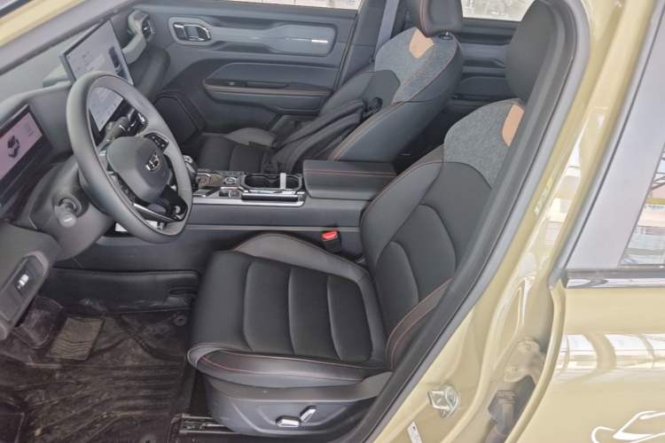Used Geely Auto Cowboy 2025 1.5TD Fun-Offroad Version Left Front Seat