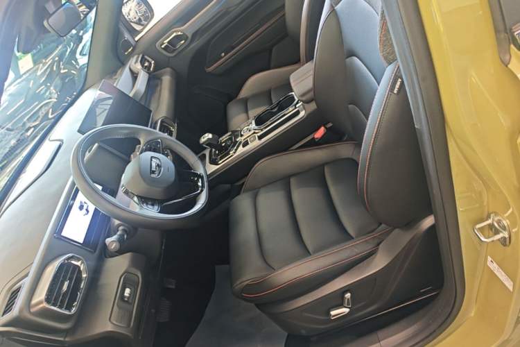 Used Geely Auto Cowboy 2025 1.5TD Fun-Offroad Version Left Front Seat