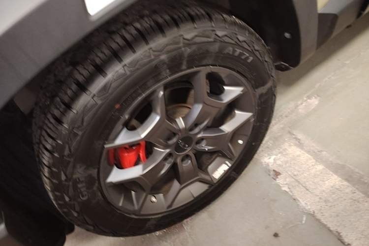 Used Geely Auto Cowboy 2025 1.5TD Fun-Offroad Version Left Front Wheel Hub