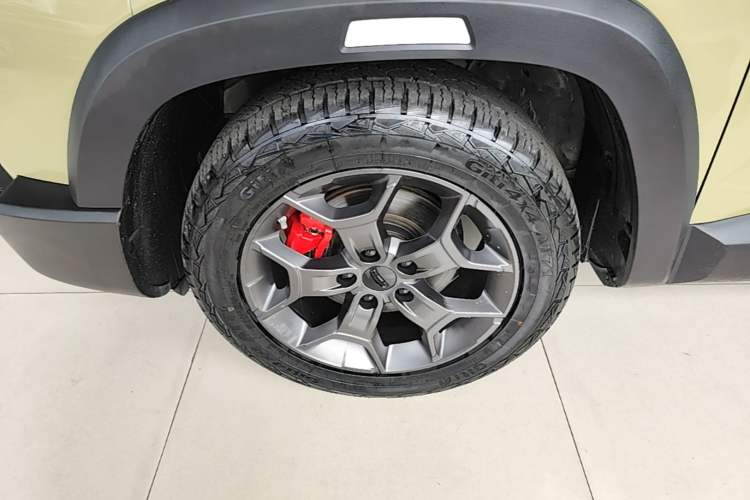 Used Geely Auto Cowboy 2025 1.5TD Fun-Offroad Version Left Front Wheel Hub