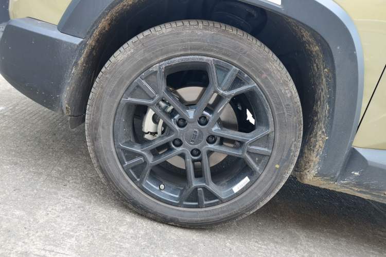 Used Geely Auto Cowboy 2025 1.5TD Trendy Play Edition Left Front Wheel Hub