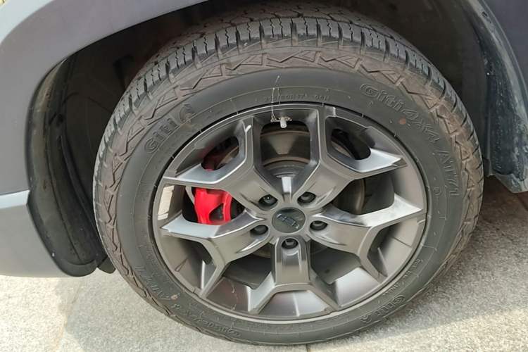 Used Geely Auto Cowboy 2025 1.5TD Fun-Offroad Version Left Front Wheel Hub