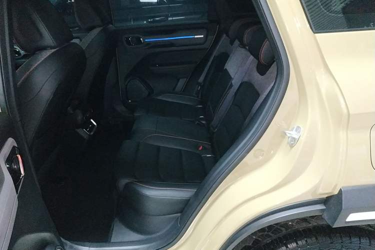 Used Geely Auto Cowboy 2025 1.5TD Fun-Offroad Version Left Rear Seat