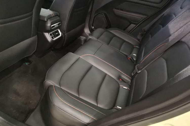 Used Geely Auto Cowboy 2025 1.5TD Fun-Offroad Version Left Rear Seat