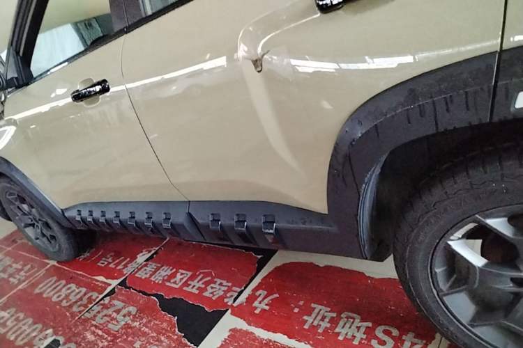 Used Geely Auto Cowboy 2025 1.5TD Fun-Offroad Version Left Side Sill