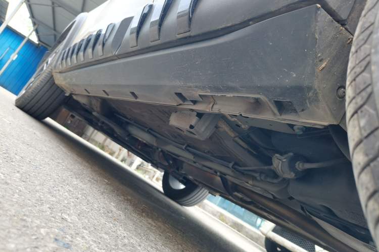 Used Geely Auto Cowboy 2025 1.5TD Trendy Play Edition Left Side Sill