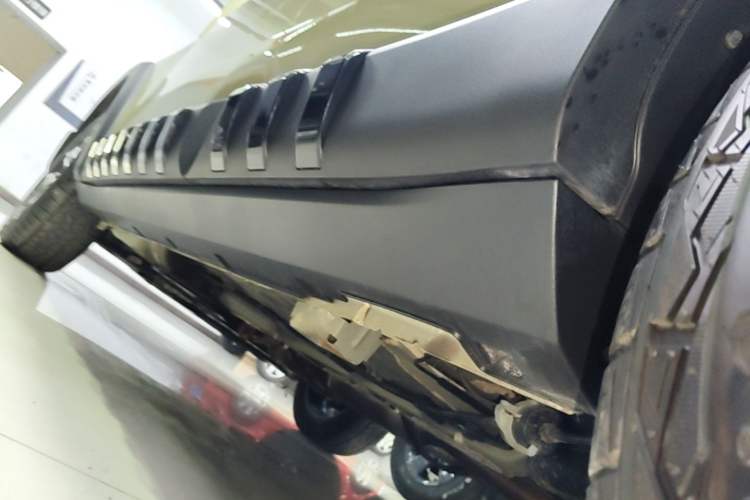Used Geely Auto Cowboy 2025 1.5TD Fun-Offroad Version Left Side Sill