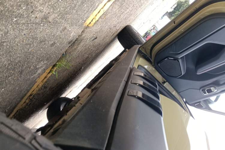 Used Geely Auto Cowboy 2025 1.5TD Fun-Offroad Version Left Side Sill